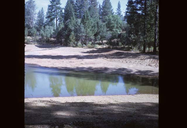 partially filled reservoir
