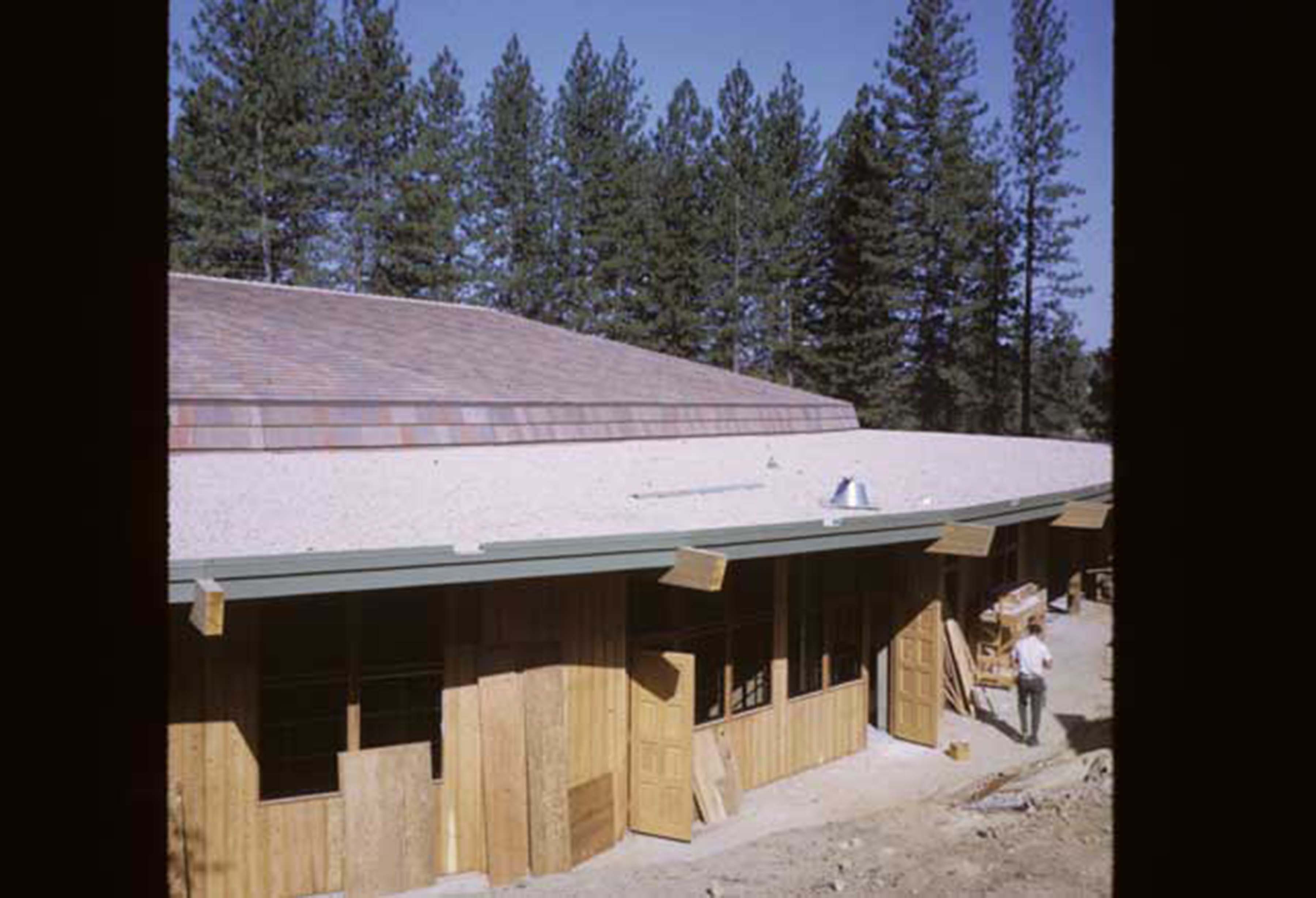 second floor exterior siding being put up